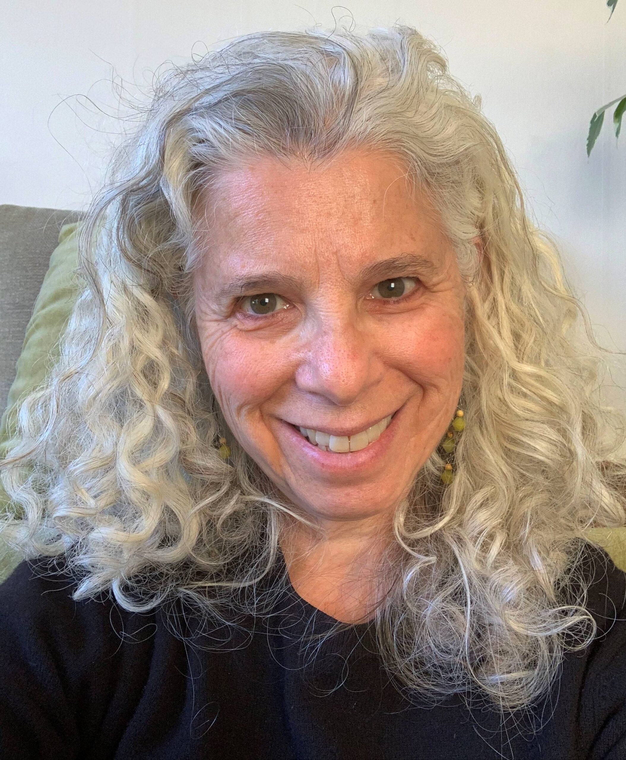 Abby Rose | Somatic Experiencing in Oakland, CA | Just Holistics